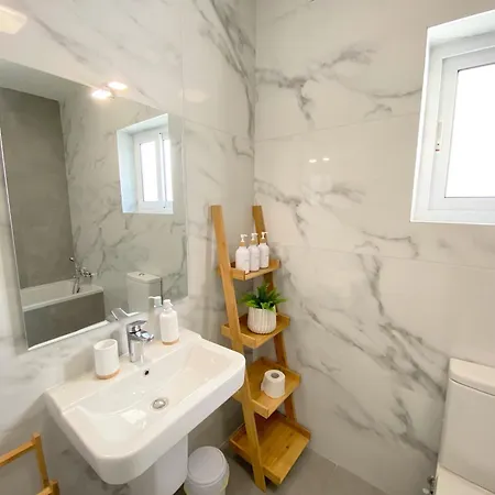 Apartament Mia Black Luxury - Luxury Topfloor With Private Terrace In Qawra - Adults Only - 1 Masterbed 2 Bathroom St Paul's Bay