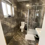 アパート Mia Black Luxury - Luxury Topfloor With Private Terrace In Qawra - Adults Only - 1 Masterbed 2 Bathroom *