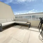 アパート Mia Black Luxury - Luxury Topfloor With Private Terrace In Qawra - Adults Only - 1 Masterbed 2 Bathroom