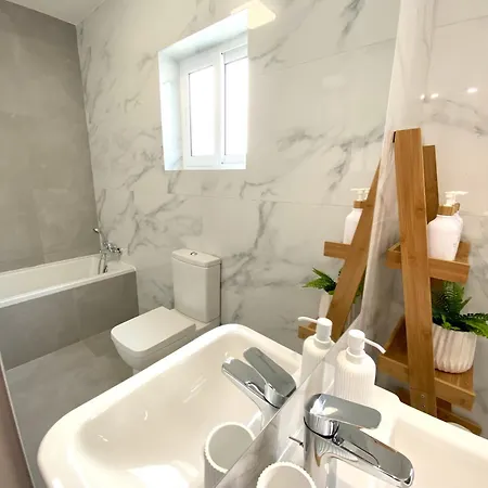 公寓 Mia Black Luxury - Luxury Topfloor With Private Terrace In Qawra - Adults Only - 1 Masterbed 2 Bathroom 圣保罗湾城
