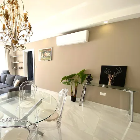 Apartment Mia Black Luxury - With Private Pool St. Paul's Bay