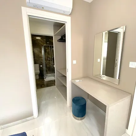 Apartamento Mia Black Luxury - Luxury Topfloor With Private Terrace In Qawra - Adults Only - 1 Masterbed 2 Bathroom