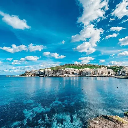 Mia Black Luxury - Luxury Topfloor With Private Terrace In Qawra - Adults Only - 1 Masterbed 2 Bathroom * St Paul's Bay