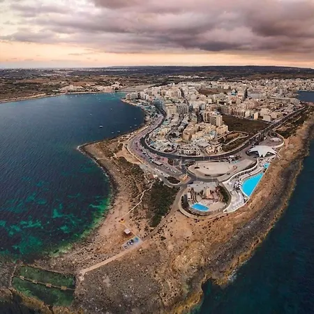 Mia Black Luxury - Luxury Topfloor With Private Terrace In Qawra - Adults Only - 1 Masterbed 2 Bathroom Appartamento *