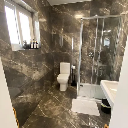 公寓 Mia Black Luxury - Luxury Topfloor With Private Terrace In Qawra - Adults Only - 1 Masterbed 2 Bathroom *