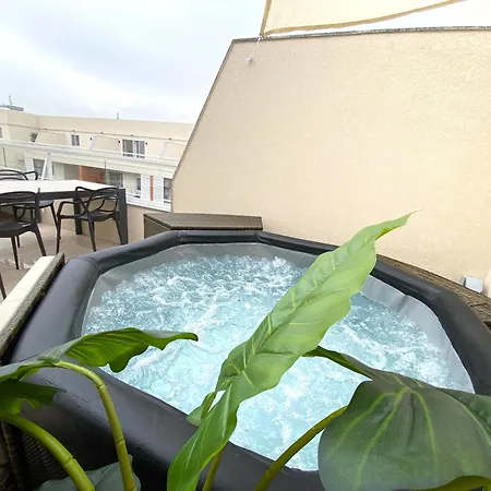 Mia Black Luxury - With Private Pool *