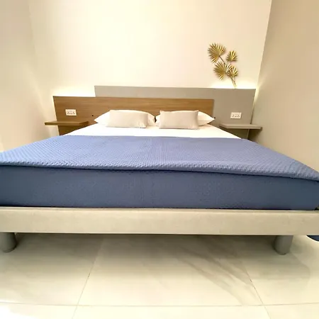 Mia Black Luxury - Luxury Topfloor With Private Terrace In Qawra - Adults Only - 1 Masterbed 2 Bathroom