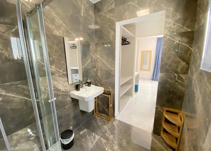 Mia Black Luxury - Luxury Topfloor With Private Terrace In Qawra - Adults Only - 1 Masterbed 2 Bathroom Daire St. Paul's Bay