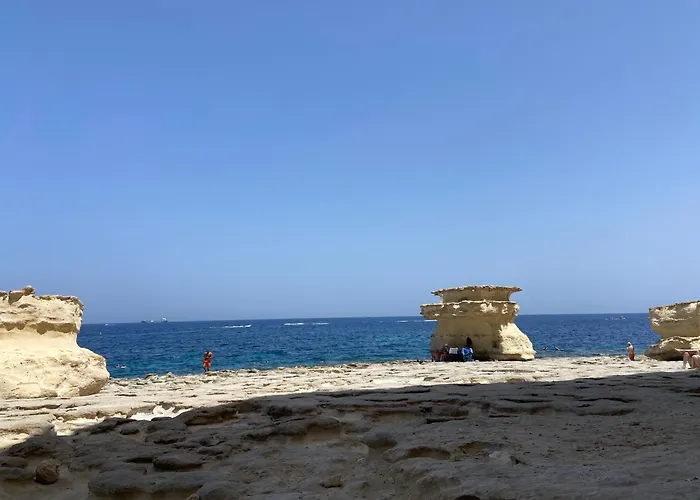 Mia Black Luxury - Luxury Topfloor With Private Terrace In Qawra - Adults Only - 1 Masterbed 2 Bathroom *