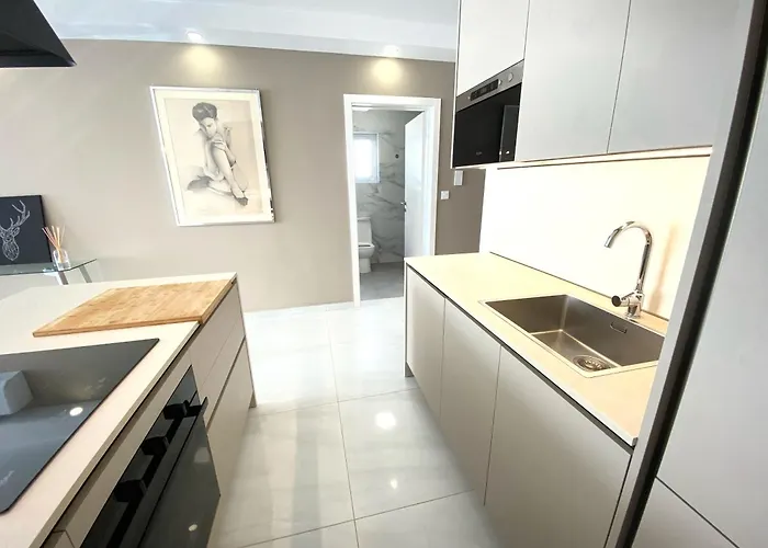 Mia Black Luxury - Luxury Topfloor With Private Terrace In Qawra - Adults Only - 1 Masterbed 2 Bathroom * St. Paul's Bay