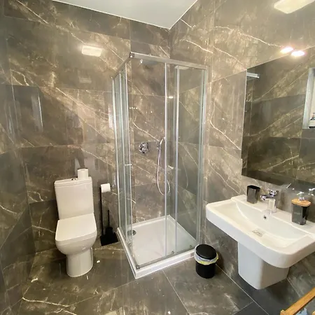 Mia Black Luxury - Luxury Topfloor With Private Terrace In Qawra - Adults Only - 1 Masterbed 2 Bathroom Apartment St. Paul's Bay