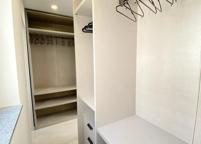 Mia Black Luxury - Luxury Topfloor With Private Terrace In Qawra - Adults Only - 1 Masterbed 2 Bathroom