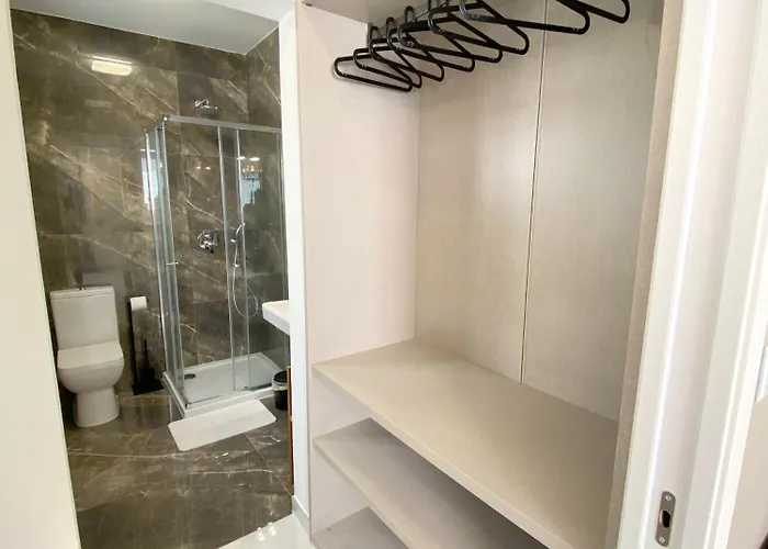 Mia Black Luxury - Luxury Topfloor With Private Terrace In Qawra - Adults Only - 1 Masterbed 2 Bathroom Lejlighed