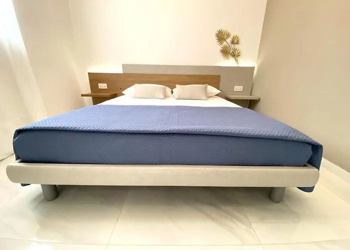 Mia Black Luxury - Luxury Topfloor With Private Terrace In Qawra - Adults Only - 1 Masterbed 2 Bathroom