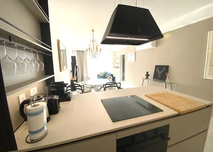 Mia Black Luxury - Luxury Topfloor With Private Terrace In Qawra - Adults Only - 1 Masterbed 2 Bathroom Lejlighed San Pawl il-Baħar